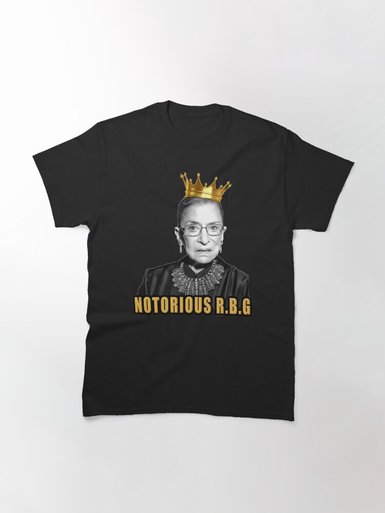 Vista alternativa de Camiseta clásica La notoria Ruth Bader Ginsburg (RBG)