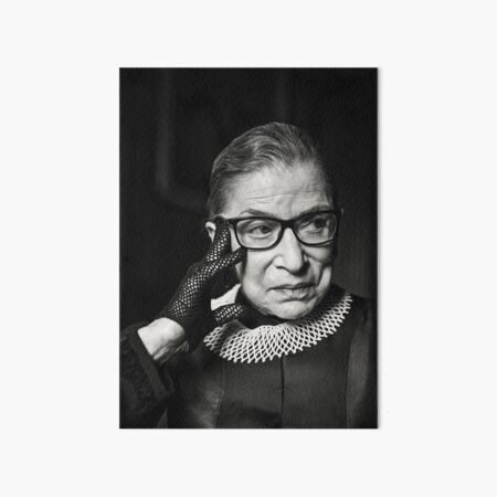 Artikel-Vorschau von Ruth Bader Ginsburg RIP schwarz und weiß rbg, designt und verkauft von emcazalet.