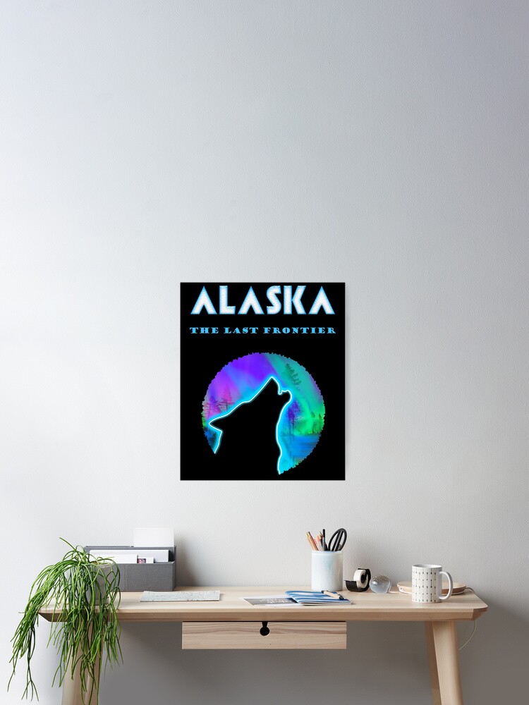 Cool Alaska Northern Lights T-Shirt Crawling Wild Wolf Cool Alaska Northern Lights T-Shirt Crawling Wild Wolf