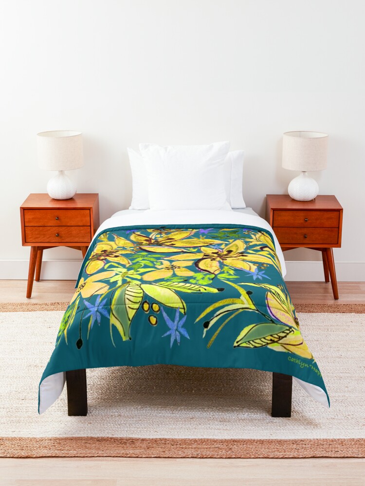 Alternate view of Hawaii Sings Yellow with Flowers Comforter