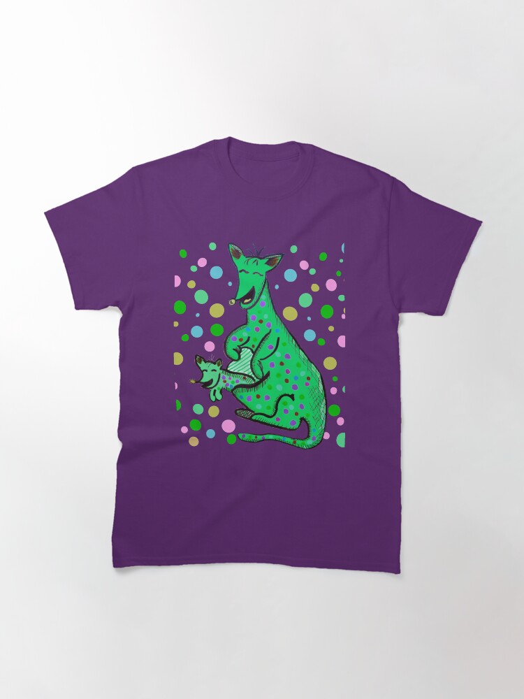 Alternate view of Kangaroo with Baby Laughing Green Classic T-Shirt