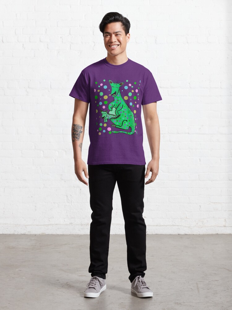 Alternate view of Kangaroo with Baby Laughing Green Classic T-Shirt