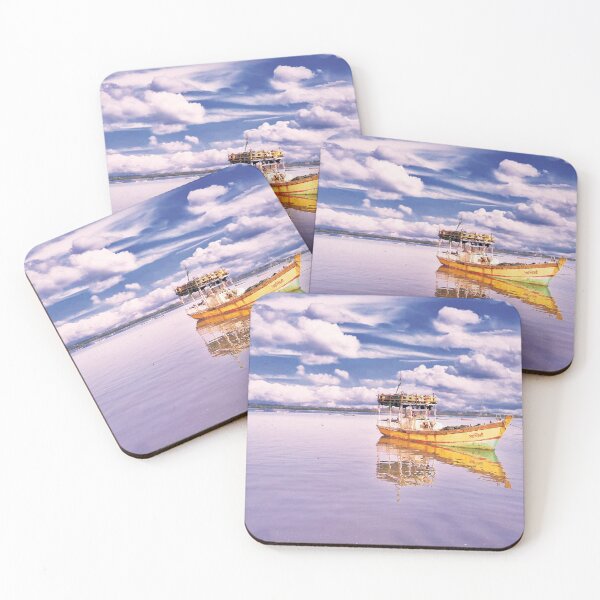 Item preview, Un barco designed and sold by PrachiBotle.