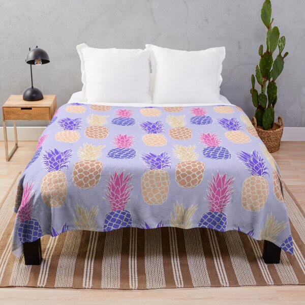 Aperçu de l'œuvre Pineapples | Purple Peach créée et vendue par RebeccaFlaherty.