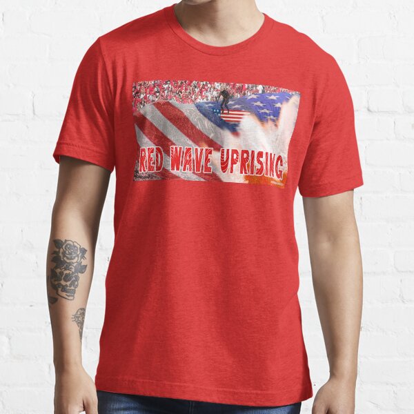 Red Wave Uprising Essential T-Shirt
