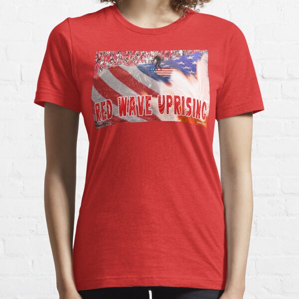 Red Wave Uprising Essential T-Shirt