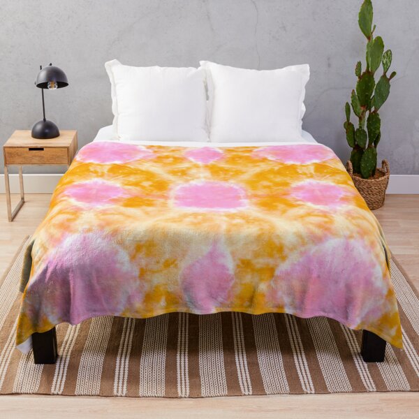 Aperçu de l'œuvre Orange and Pink Technicolor Tie-Dye créée et vendue par Carolina Diaz.