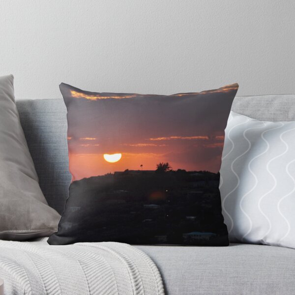 Artikelvorschau, Sonnenuntergang über dem Hügel entworfen und verkauft von CreatiVentures.
