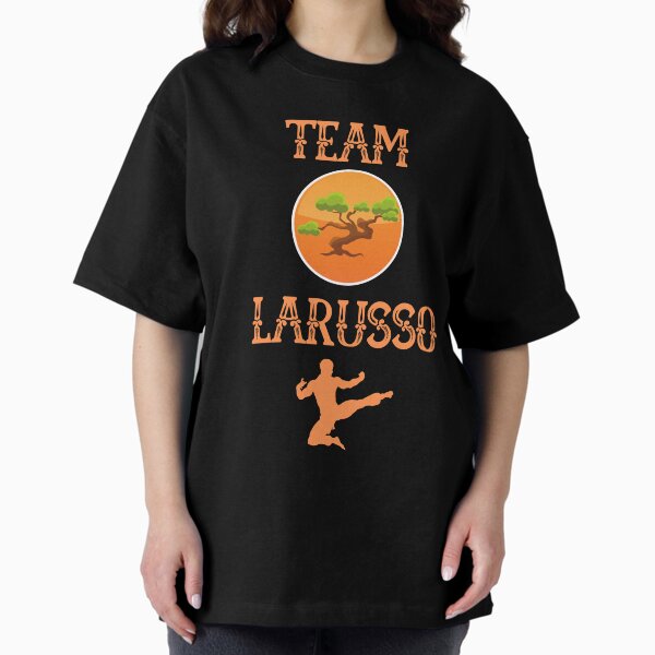 Aperçu de l'œuvre Équipe Daniel Larusso créée et vendue par printgaff.
