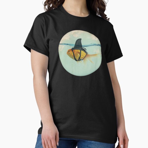 Vista previa del artículo con la obra «Goldfish con aleta de tiburón», diseñado y vendido por Vin  Zzep.