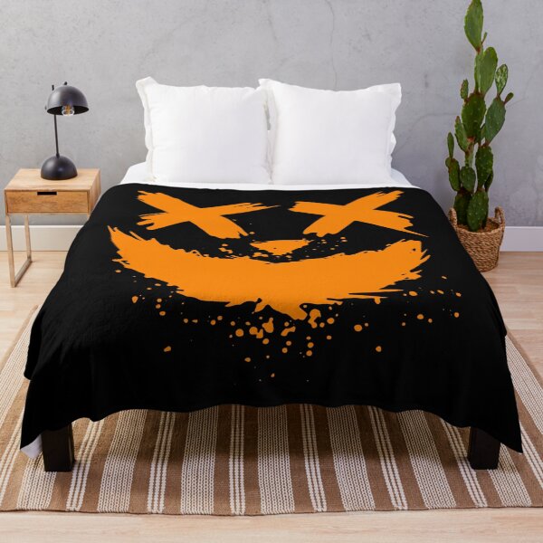 Artikelvorschau, Creepy Face - Happy Halloween Design entworfen und verkauft von stylebytara.