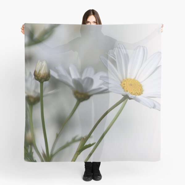 Vintage style countryside wild flower garden daisies Scarf