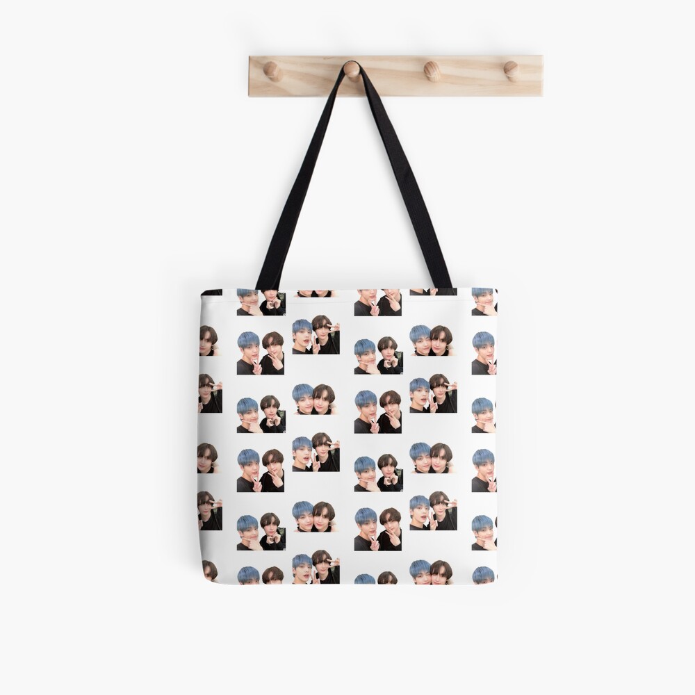 Artikel-Vorschau von Allover-Print Tote Bag, designt und verkauft von choisanezine.