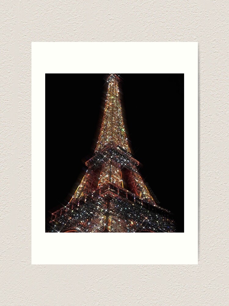 Aesthetically pleasing sparkly glittery golden Eiffel tower Aesthetically pleasing sparkly glittery golden Eiffel tower