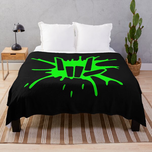 Discover Cool Share the Love Throw Blanket