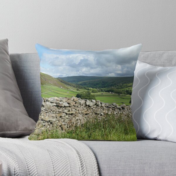 Designart Fogs on Western Ghats Hills - Landscape Printed Throw Pillow -  18x18 