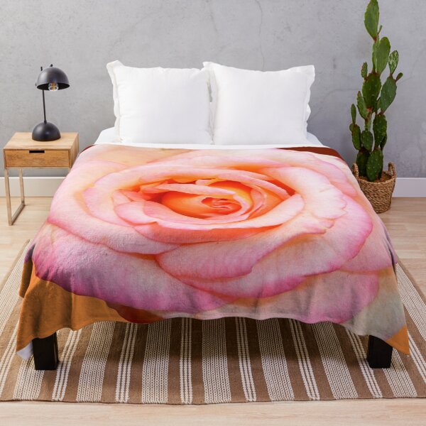Item preview, 58410900 designed and sold by RealFlower.