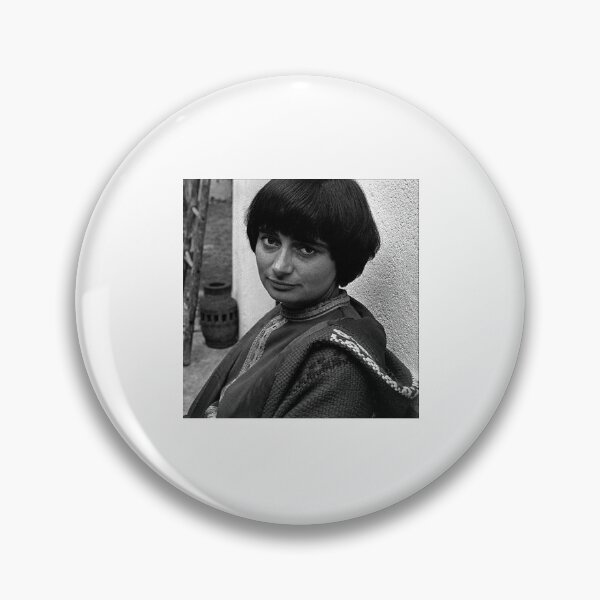 Aperçu de l'œuvre Agnès Varda créée et vendue par ChelseaHarrison.