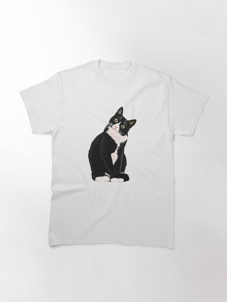 Imagen 3 de 7, Camiseta clásica con la obra Gato negro, diseñada y vendida por Smart-Bee.