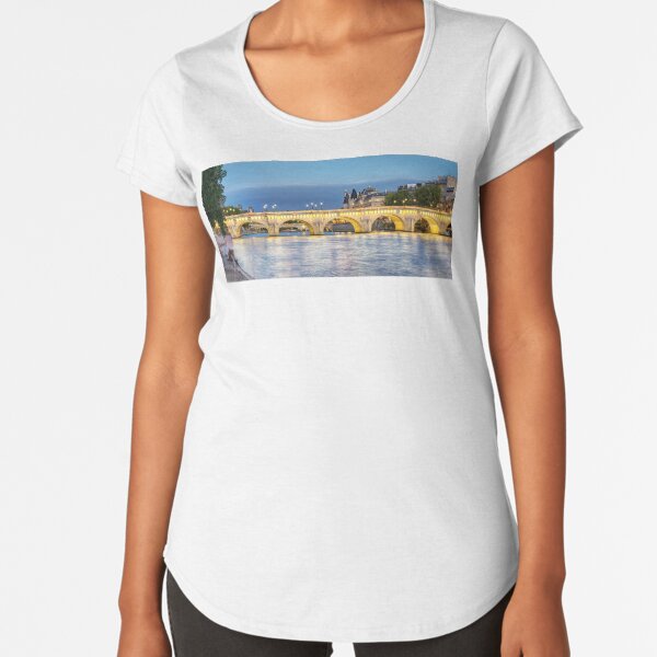 Pont Neuf Paris 02 Premium Scoop T-Shirt