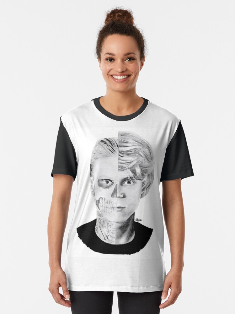 evan peters shirt