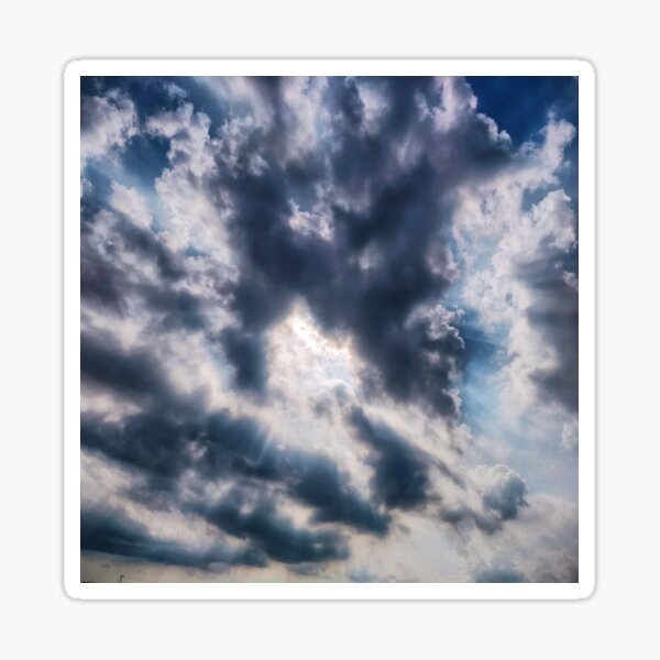 Aperçu de l'œuvre Nuages sombres fanés créée et vendue par Cloudgraph.