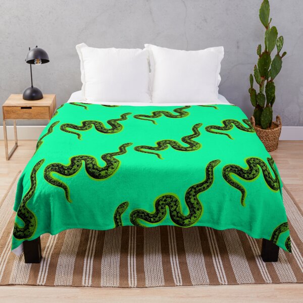 Item preview, Serpiente en movimiento (verde) designed and sold by CreativeMeaning.