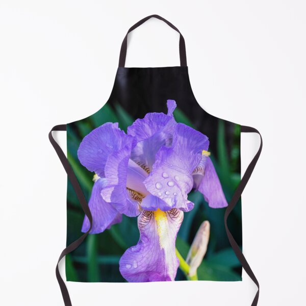 Artikelvorschau, Lila Iris mit Regentropfen entworfen und verkauft von Ollivrosa.