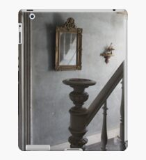 Mirror mirror iPad Case/Skin
