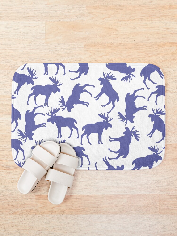 "Moose Elk swedish retro scandinavian decorative pattern " Bath Mat for