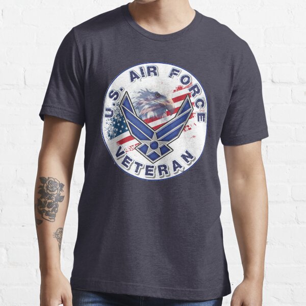 U.S. Air Force Veteran with Flag and Eagle. Essential T-Shirt