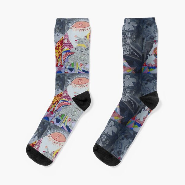 Guernica; but I wanted to divert it by trying to hold back only the hope of a better future. The decor and the attitude of the characters are transformed in the light of the large sole which this time illuminates the faces positively. The tiny tiny Guern Socks