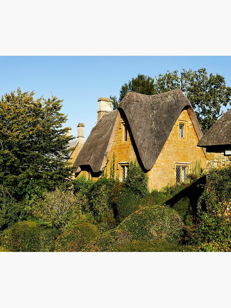 Quaint Cotswold Cottage by ScenicViewPics