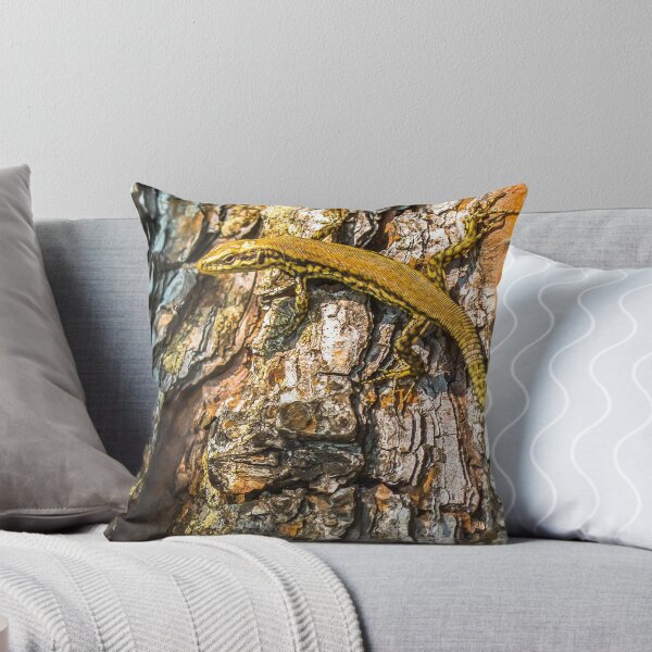 Item preview, Elegant lizard crawling a tree designed and sold by Poliphilo.