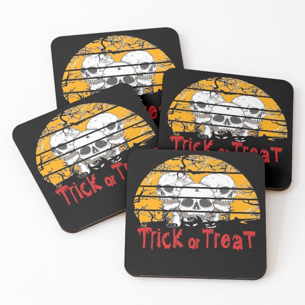 Item preview,   El truco o los tratantes | Feliz | Halloween 2020 designed and sold by Bachirdz.