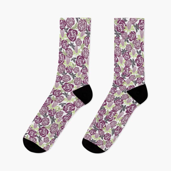 Artikelvorschau, Überlappende lila Rosen aus der Fancy Floral Zebra Collection entworfen und verkauft von CJAura by Claire Jane Johnson.
