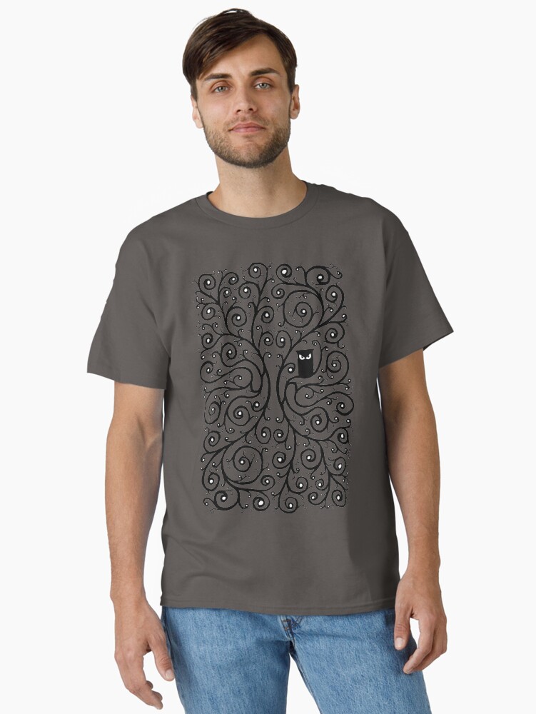 Thumbnail 1 von 7, Classic T-Shirt, Die Eule designt und verkauft von TehStr4ngeOnes.