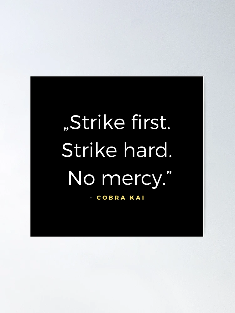 T-shirt Cobra Kai Strike First Strike Hard No - Foto 11