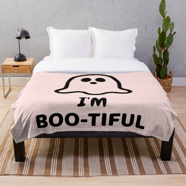 Artikelvorschau, Ich bin BOO-TIFUL - HALLOWEEN KAWAII GHOST entworfen und verkauft von gaCh438.