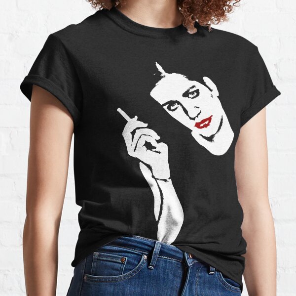 Brian fumando labios rojos Camiseta clásica