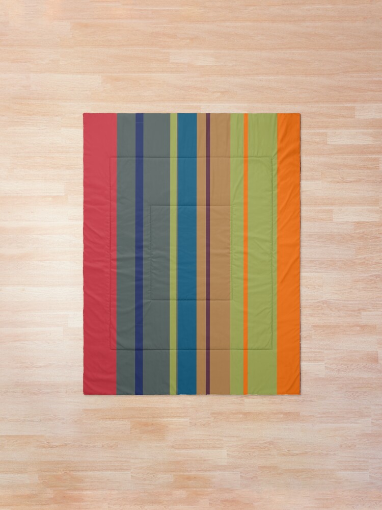 Alternate view of Playful lines Comforter