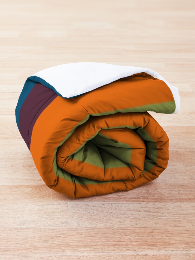 Alternate view of Playful lines Comforter