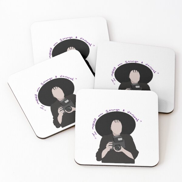 Artikelvorschau, Lydia Deetz entworfen und verkauft von DesignedByBecca.