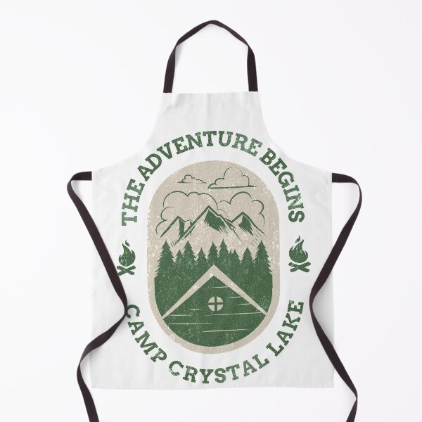 Artikelvorschau, Abenteuer beginnt Camp Crystal Lake Light Version Halloween Design entworfen und verkauft von up4tee.