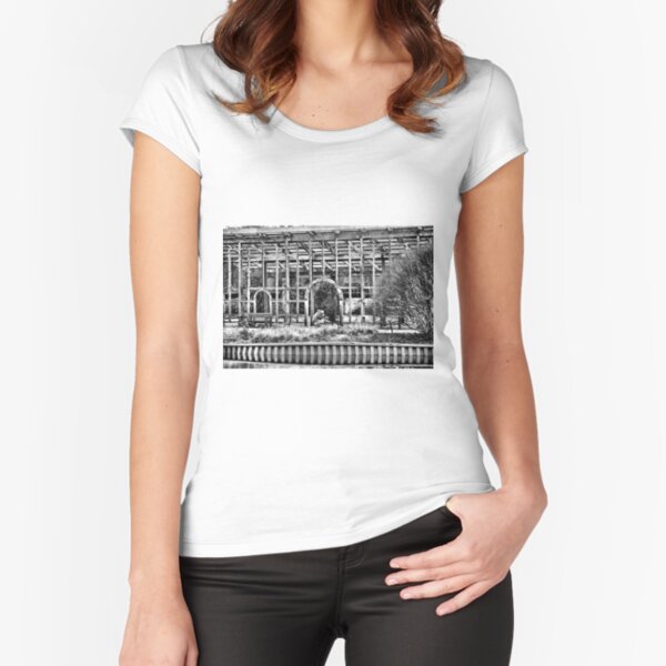 Fitted Scoop T-Shirt