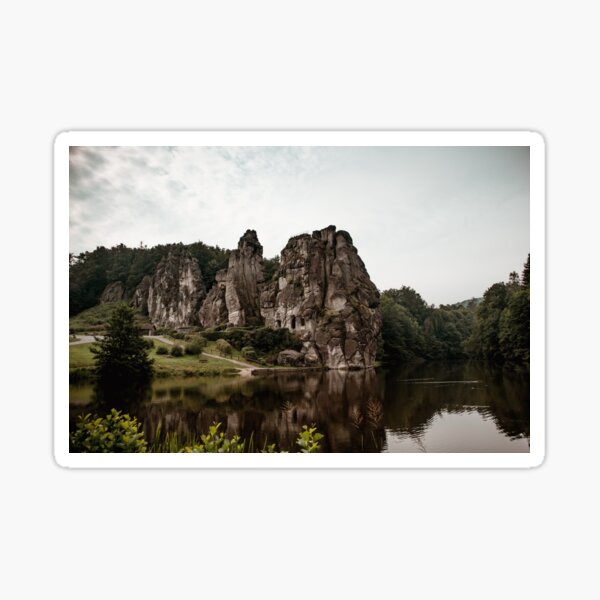 Grob aussehende Externsteine im Teutoburger Wald Sticker