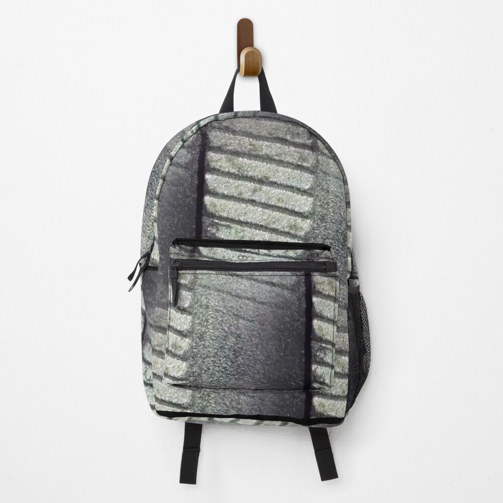 Vista previa del artículo con la obra «Mochila», diseñado y vendido por DMOND.