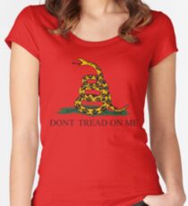 Die Gadsden-Flagge Tailliertes Rundhals-Shirt