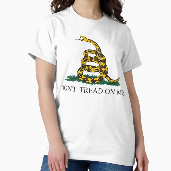 Aperçu de l'œuvre Le drapeau de Gadsden créée et vendue par sundburgdesign.