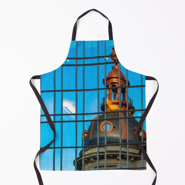 Item preview, Reflejo de torre dorada en pared espejada designed and sold by NinelRo.